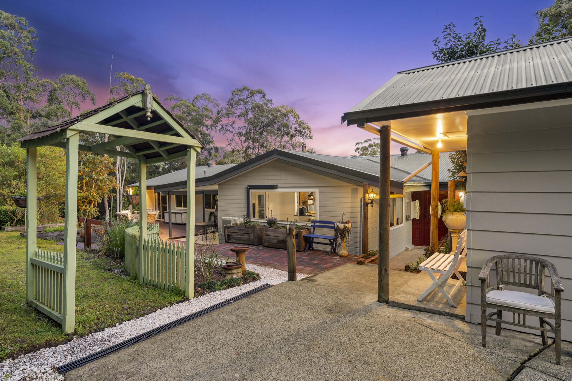 Studio at dusk with private entrance